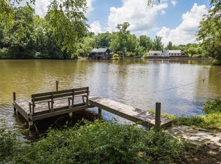 3740 N Lakeshore Dr, Clemmons, NC 27012