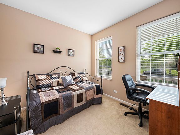 3rd image of 798 Bohannon Cir