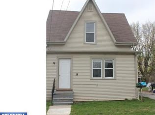 18 1/2 Sherman Pl, Appleton, WI 54911