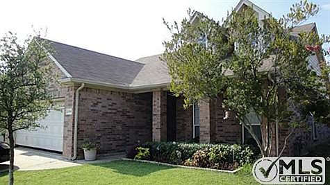 3rd image of 2709 Chadwick Dr