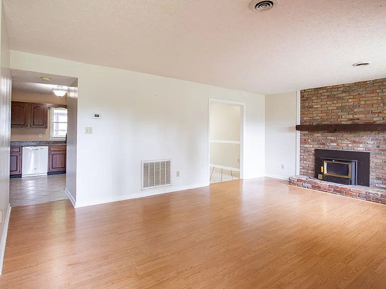 306 Boring Chapel Rd — Photo 11