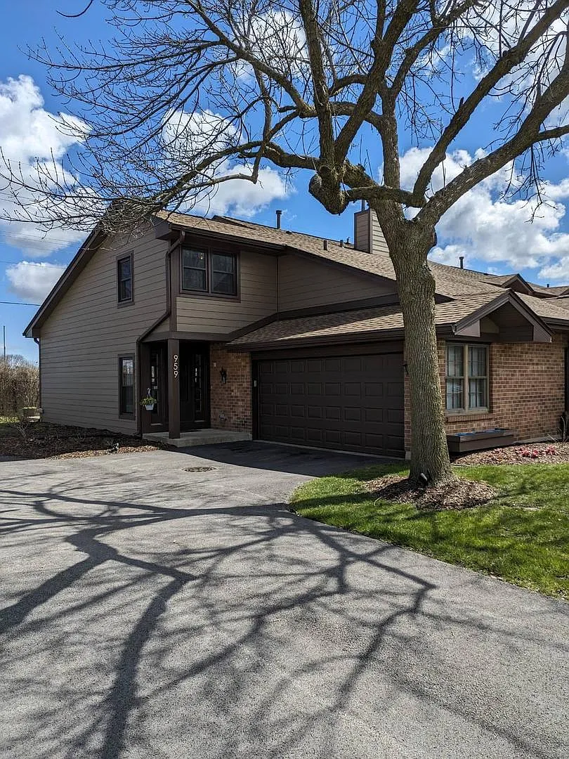 959 Brown Deer Dr photo 1