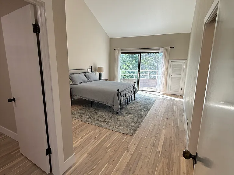 1751 Silverado Trl — Photo 4