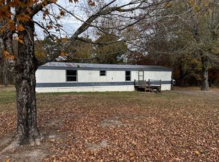 1244 Taylor Rd, Manchester, TN 37355