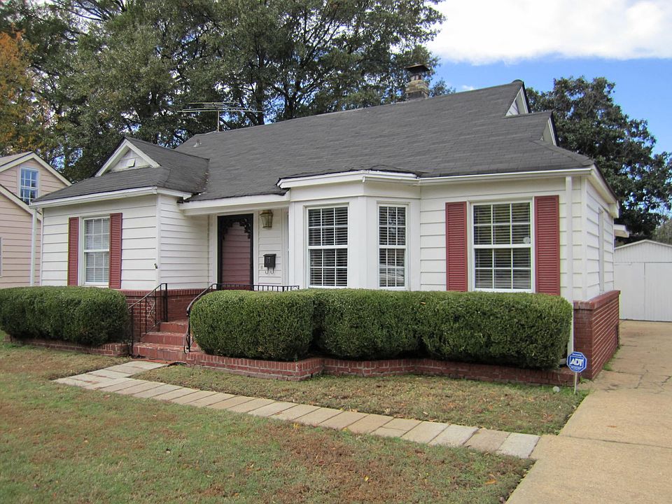 1st image of 37 N Larchmont Dr