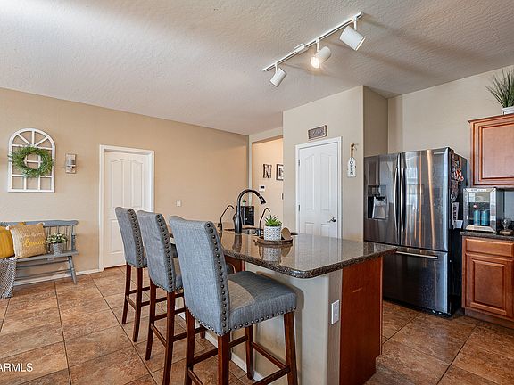 4th image of 8127 W FLORENCE Avenue
