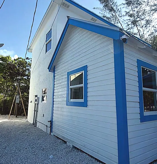 3603 Charles Ave — Photo 4