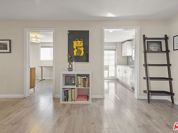 5th image of 1656 S Rimpau Blvd