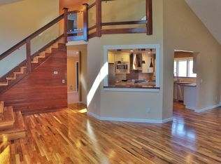 45 Falcon Ridge Dr, Exeter, RI 02822