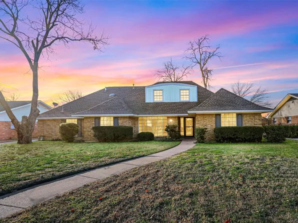 2814 Wood Wind Dr, Pantego, TX 76013