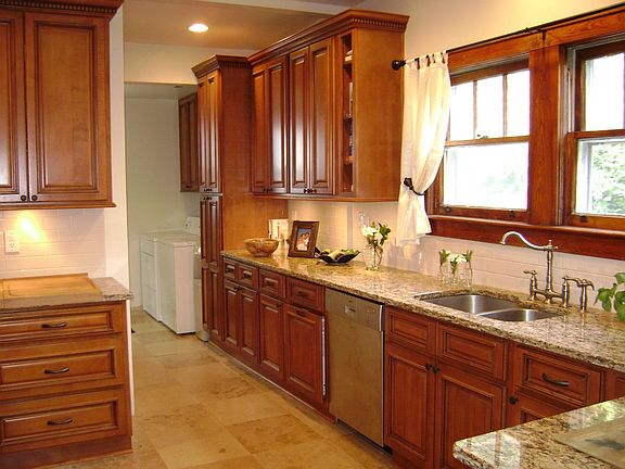 Kitchen with W/D in mud room