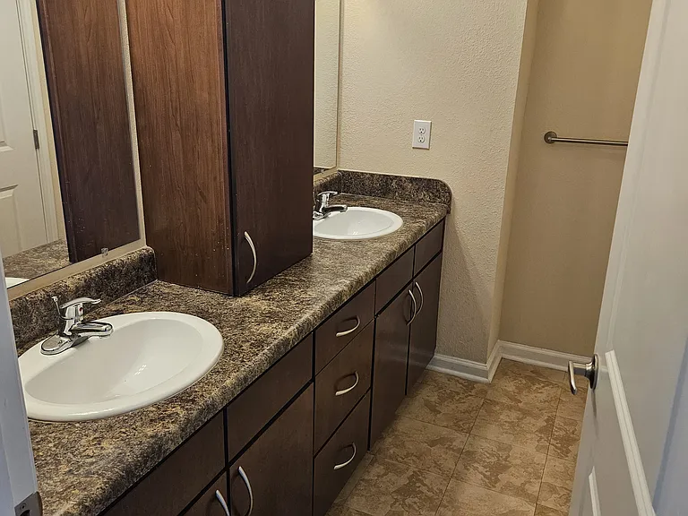 1600 Wards Ferry Rd #1001 — Photo 7