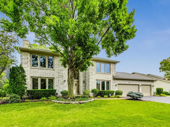 216 Thompson Blvd, Buffalo Grove, IL 60089