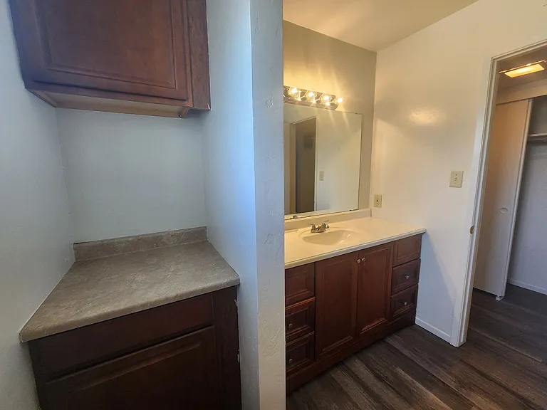 5901 Ming Ave #4 — Photo 21