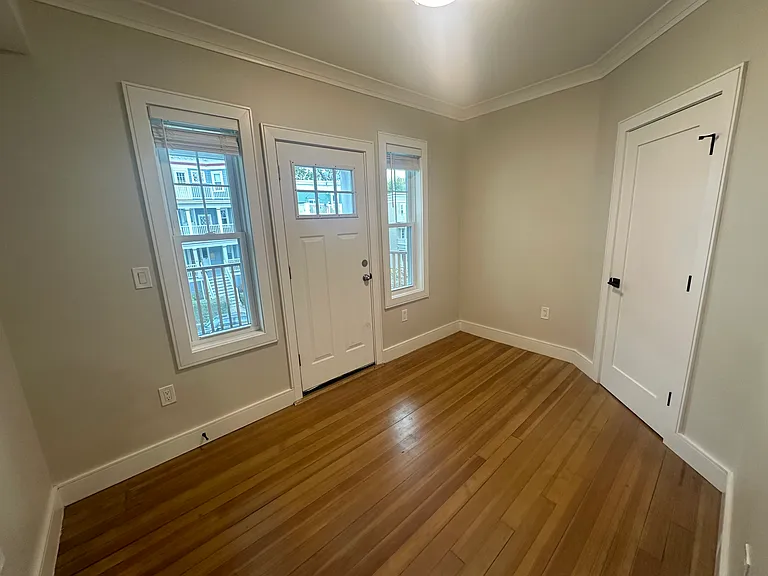 44 Iffley Rd #4 — Photo 6