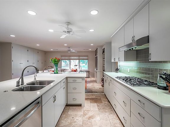 5th image of 4242 Shady Hill Dr