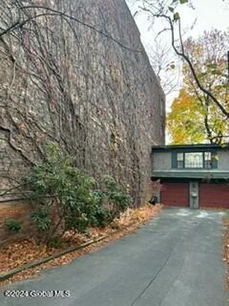3rd image of 136 Chestnut Street