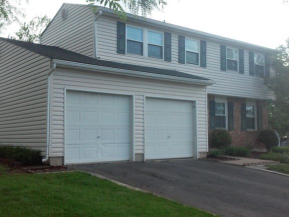 2nd image of 1768 El Camino Dr