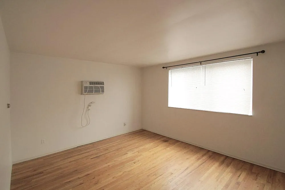 1 bed, 620 sqft, $1,025 — Photo 2