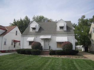 5214 Henry St, Maple Heights, OH 44137