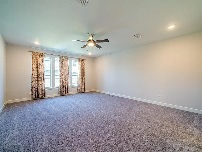 4706 Llano Loop — Photo 18