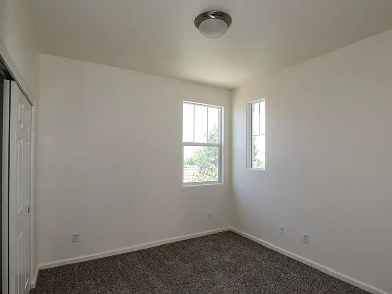468 Beckman Way — Photo 10