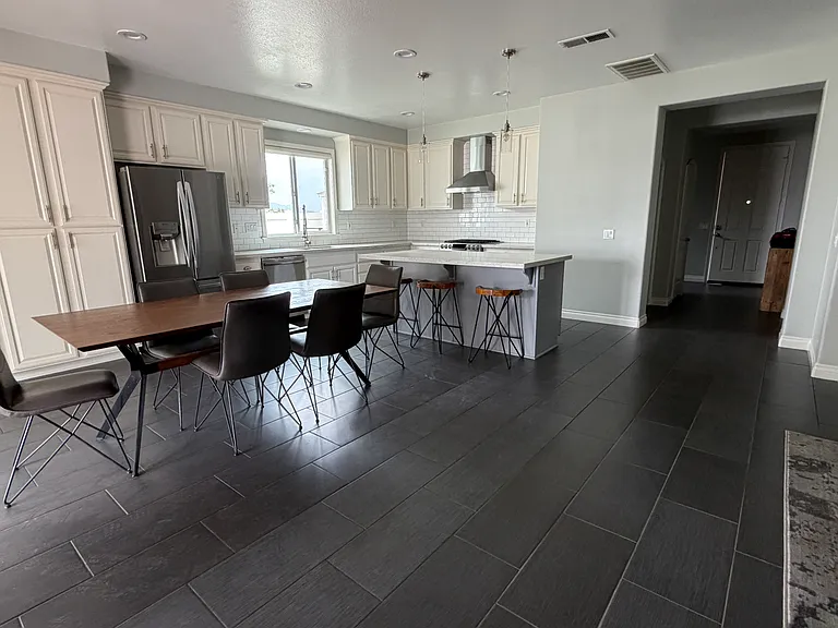 31227 E Pointe Ct — Photo 10