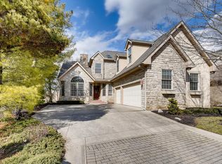 9786 Oxford Cir, Powell, OH 43065