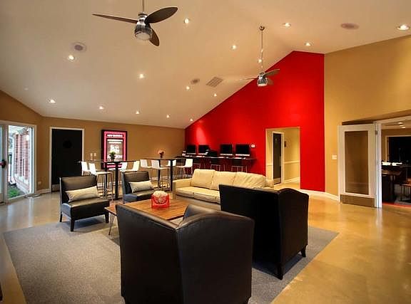 4th image of 1660 Lincoln Meadows Cir #723