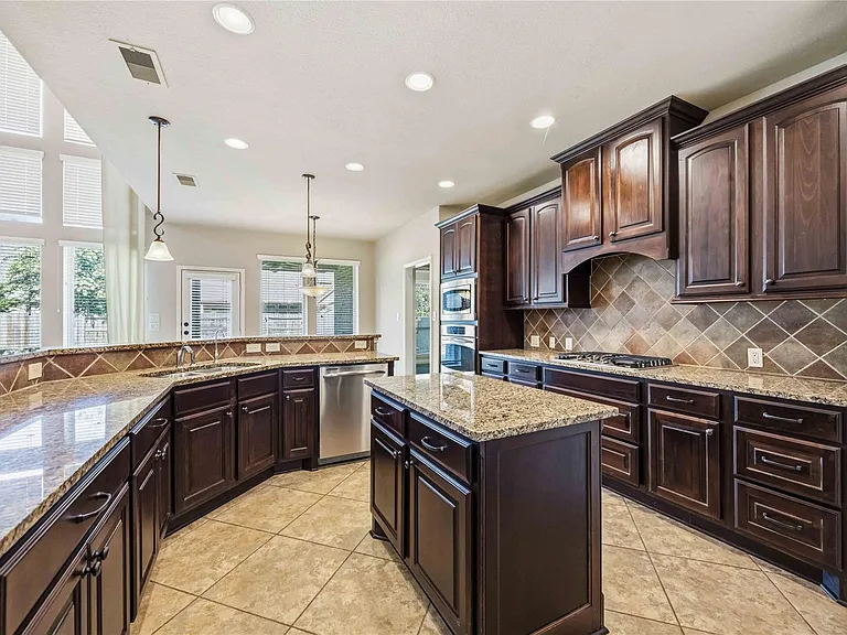 27707 Lodgemist Ct — Photo 9