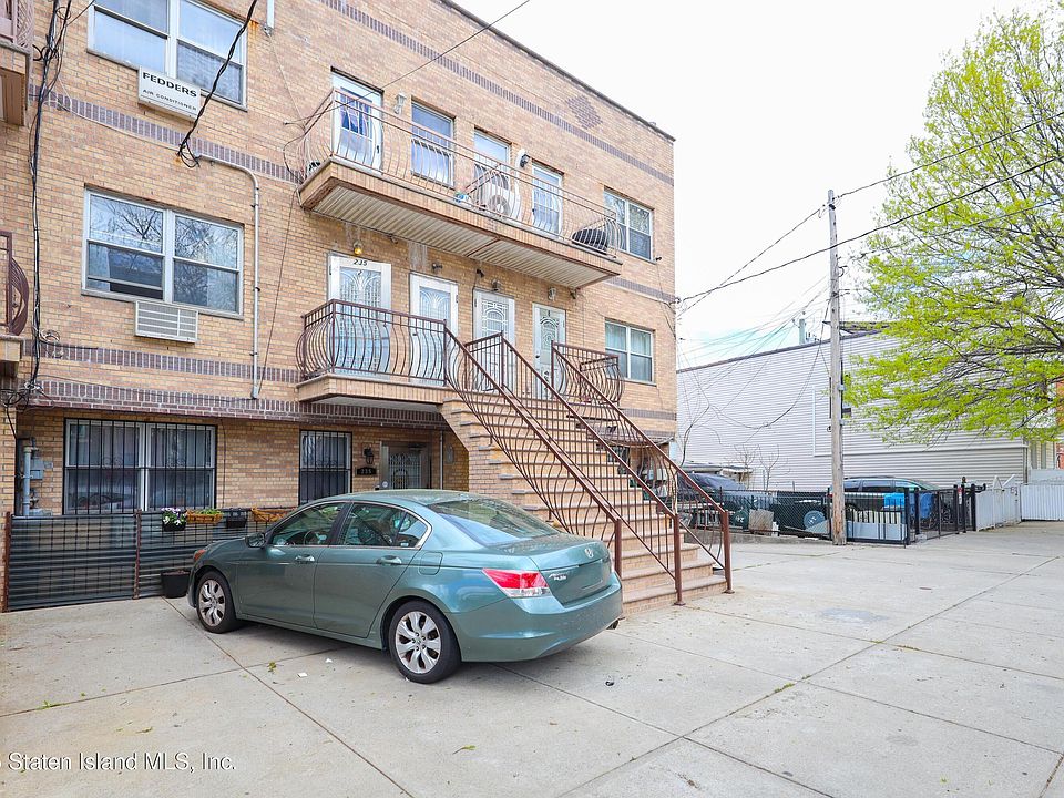 2nd image of 235 Avenue Z #5