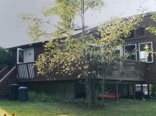 8 Post Rd, Swan Lake, NY 12783