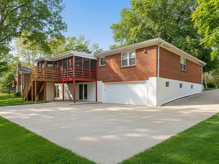 1000 Providence Rd — Photo 48