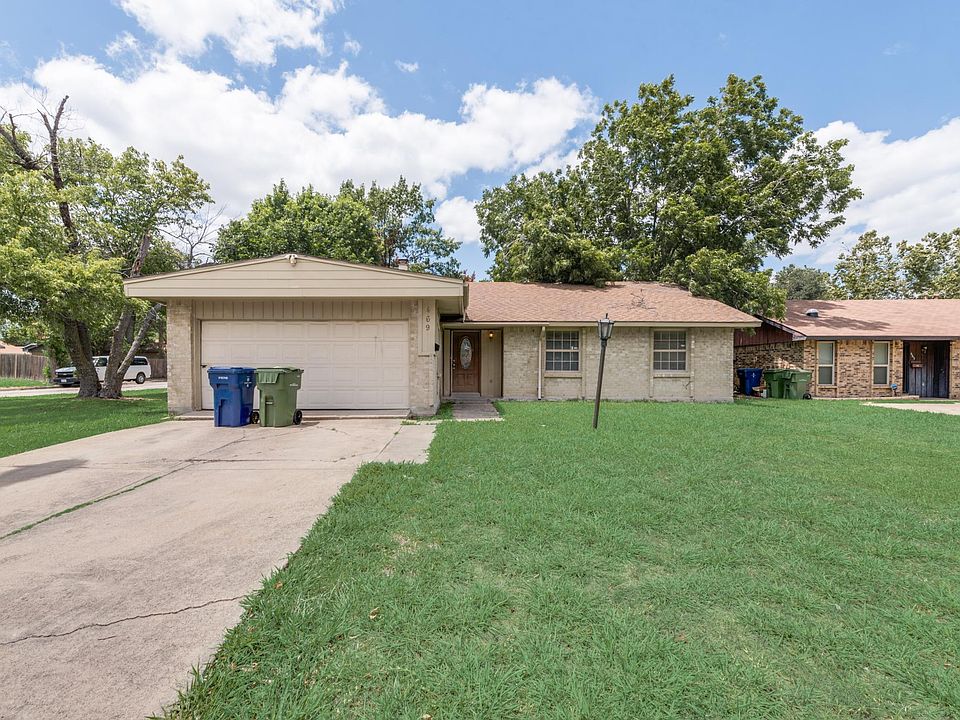 1st image of 469 Wildbriar Dr