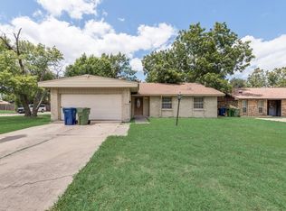 469 Wildbriar Dr, Garland, TX 75043