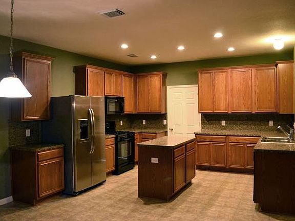 Spacious kitchen
