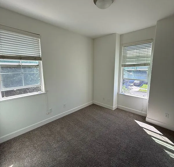 433 Tolman Way — Photo 24