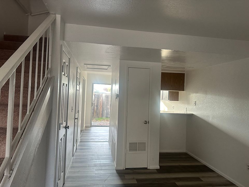 1st image of 209 Alaska Ave APT 14