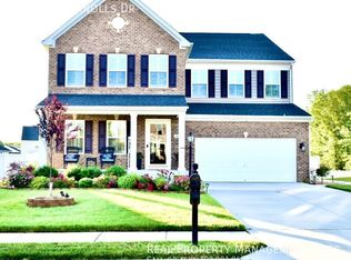 54 Liberty Knolls Dr, Stafford, VA 22554