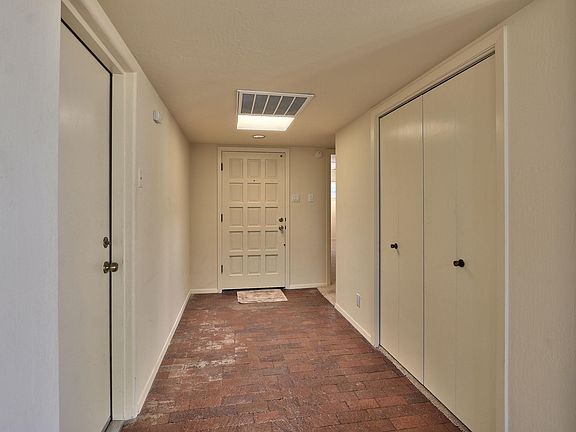 4th image of 2526 Tramway Terrace Ct NE #2526