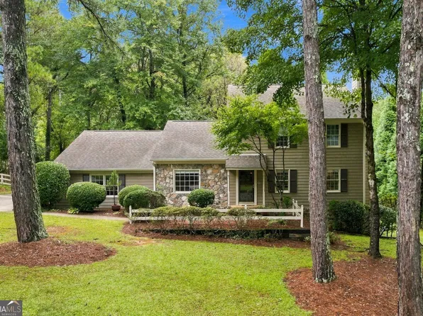 1726 W Point Cir, Marietta, GA 30068