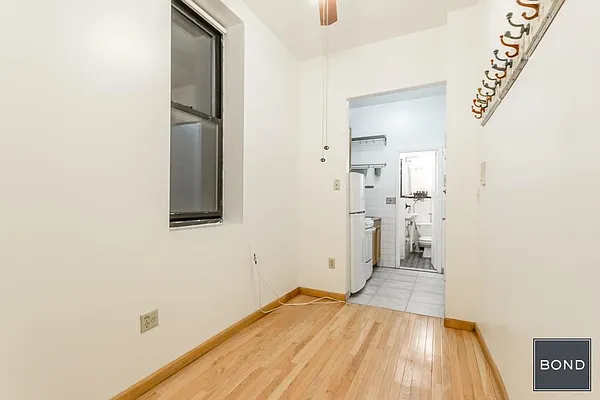 Rented by Bond New York | media 14