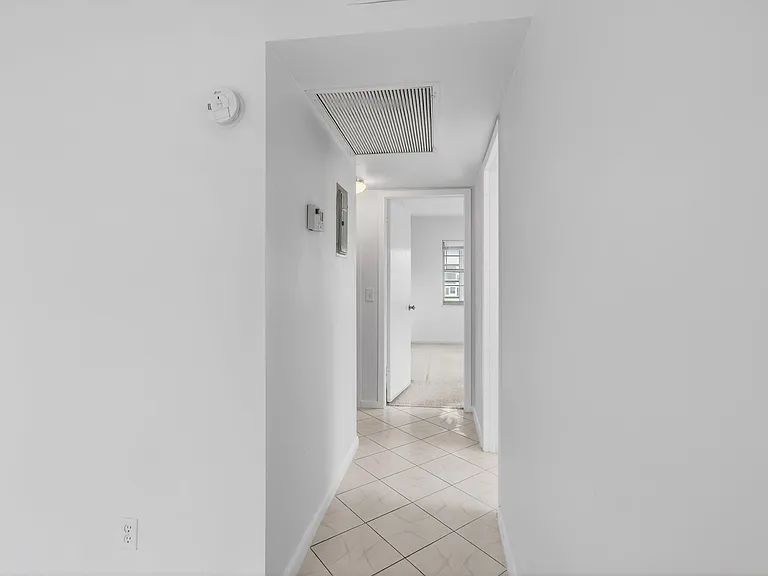 360 Fanshaw — Photo 19