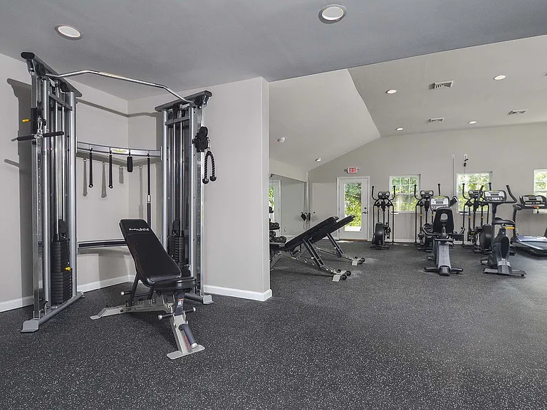 River Pointe — Photo 10