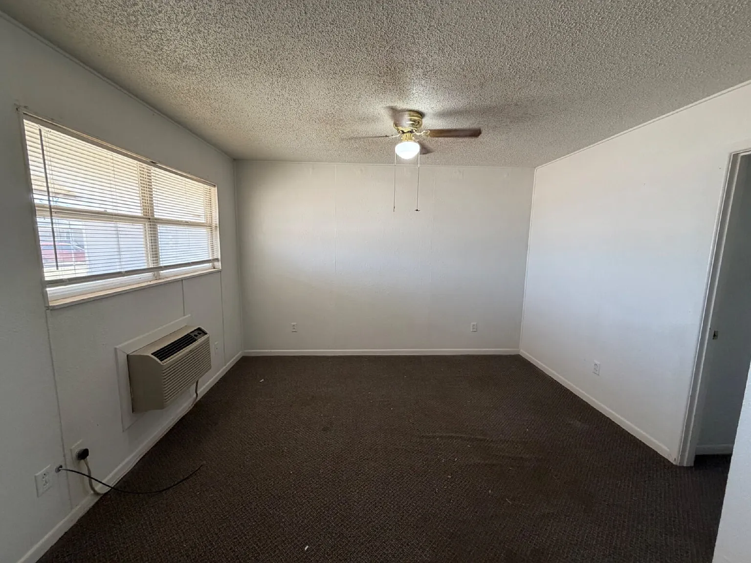 1 bed, 1.0 bath, 500 sqft, $525 — Photo 2
