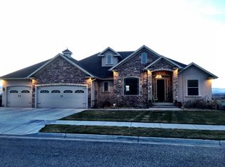 3512 S Boulder Creek Ln, Ammon, ID 83406