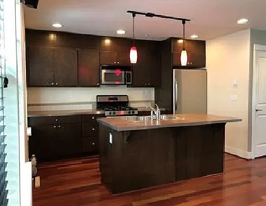 2 bed, 1.5 bath, 1230 sqft, $2,545 — Photo 4