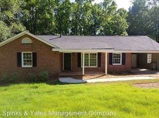 301 Laurel Ln, Lagrange, GA 30241