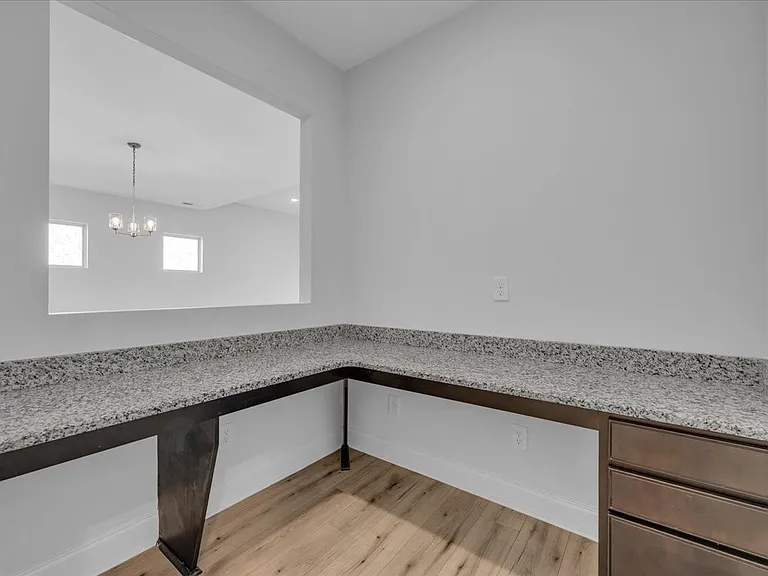 1121 Carlisle Pl — Photo 24