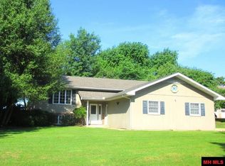 1727 Eagle Dr, Mountain Home, AR 72653